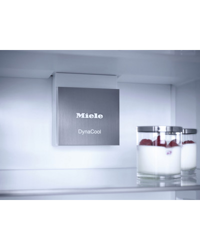 Холодильник вбудований  Miele K 7743 E