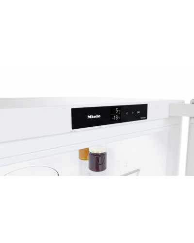 Холодильно-морозильна комбінація Miele KFN 4395 CD ws