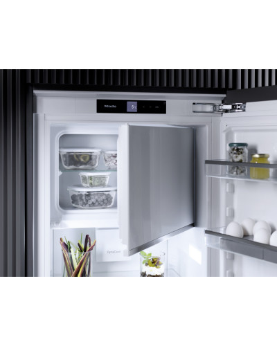 Холодильна камера Miele K 7798 C