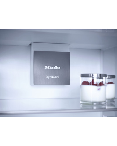 Холодильна камера Miele K 7737 D